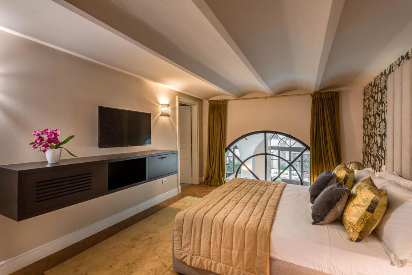 Duomo Penthouse Luxury In By Palazzo Pazzi Vitali Apartamento Florença